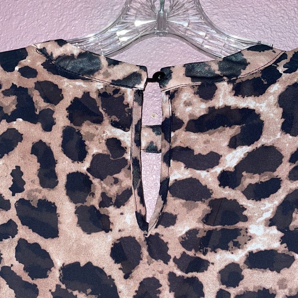 Leopard Top - Picture 3 of 3